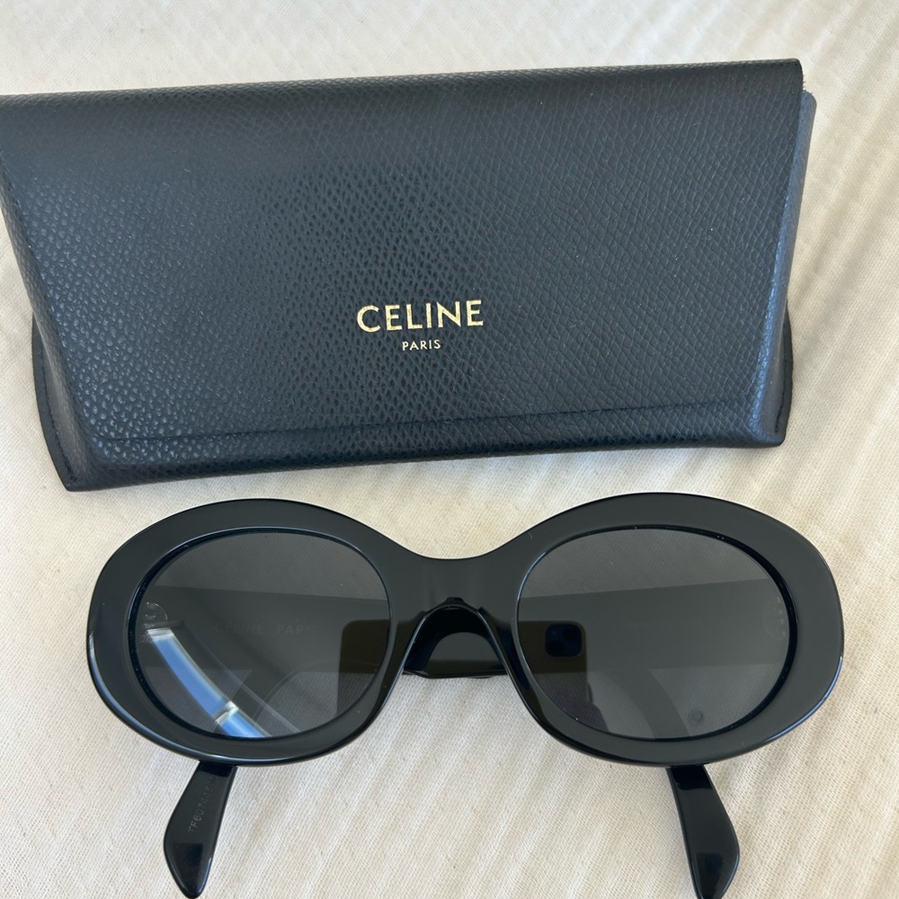 Celine triumph sunglasses black logo - new